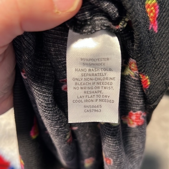 Abound Nordstrom black floral ribbed dress medium ruched sides - Picture 8 of 8